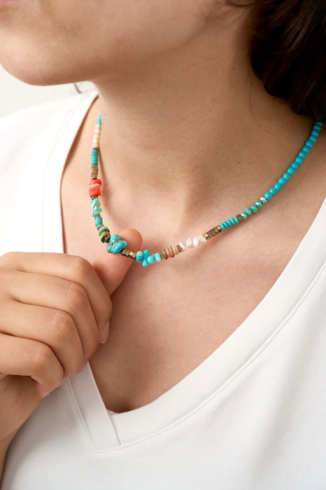 Heliophilia Silver Collar Multicolor de Cuerpo Metálico con Acabado Lacado Heliophilia Silver Collar Multicolor de Cuerpo Metálico con Acabado Lacado